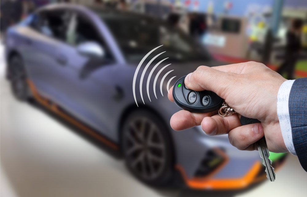 Skydda bilen med smarta eldrivna billarm